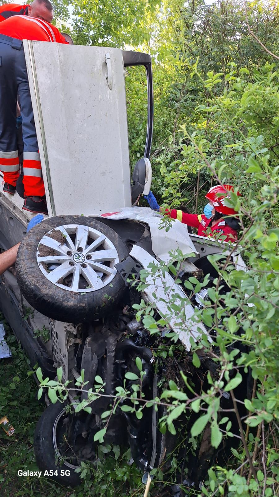 Accident grav cu trei mașini implicate între Chișineu Criș și Șimand